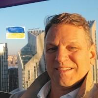 Andrew Efstathiou, photo 1