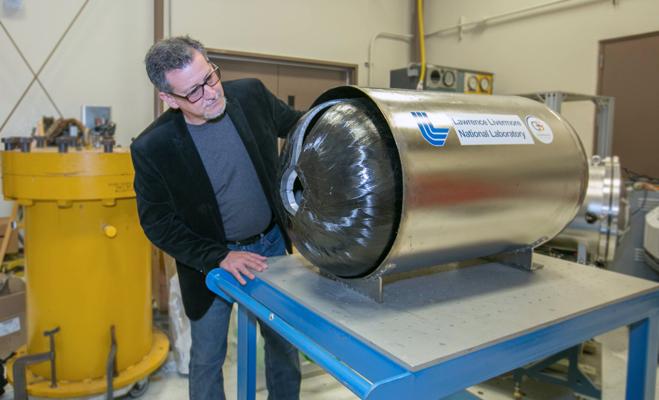 Nicholas Lawrence, photo 1