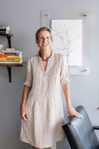 Katie McDougall, photo 1