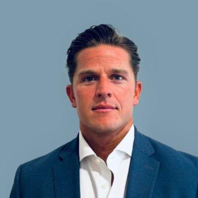 Russell Grant, photo 2