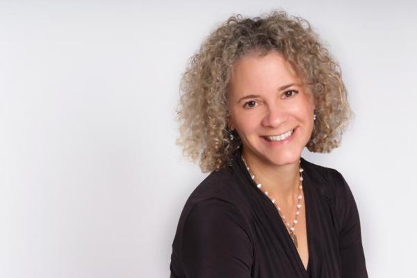 Doreen Small, photo 1