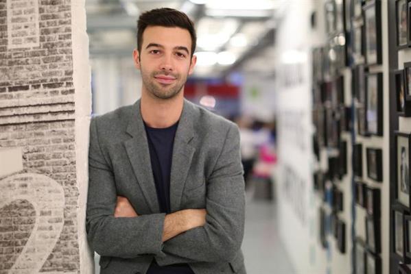 James Conelly, photo 2