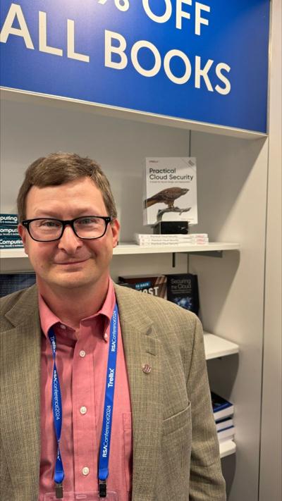 Dylan Bland, photo 2