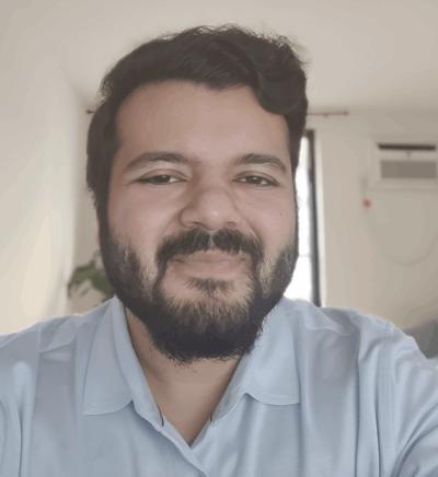 Yash Rohera, photo 1