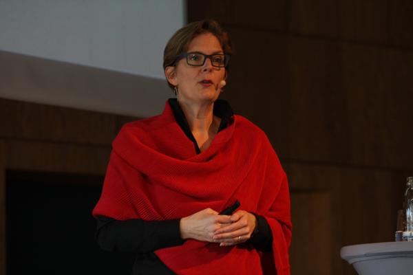 Kirsten Knippschild, photo 2