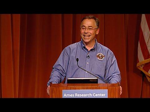 Harold White, photo 1