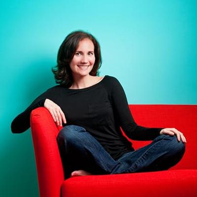 Stephanie Leary, photo 1