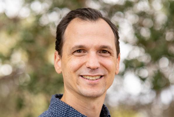 Michael Bernstein, photo 1