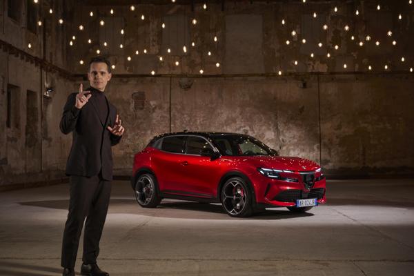 Joshua Wang, photo 1