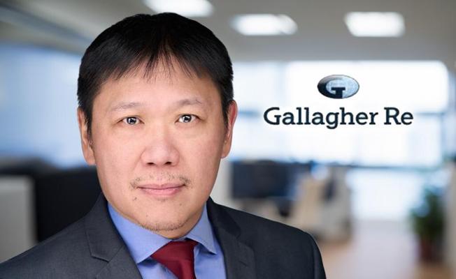 Julien Glover, photo 2