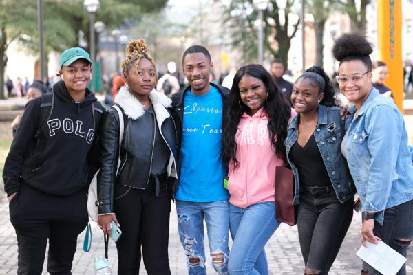 Felicia Nicholson, photo 1