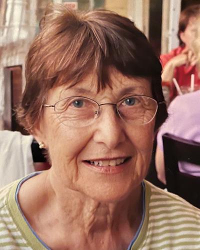 Joan Arnold, photo 1