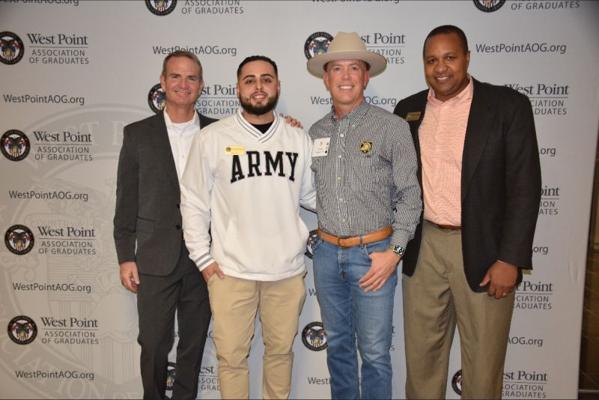 Austin Hunt, photo 2