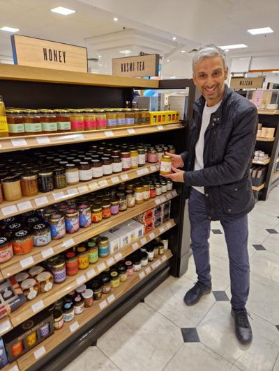 Paul Oliver, photo 2