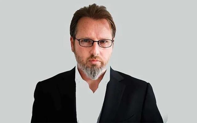 Paul Whitehead, photo 2