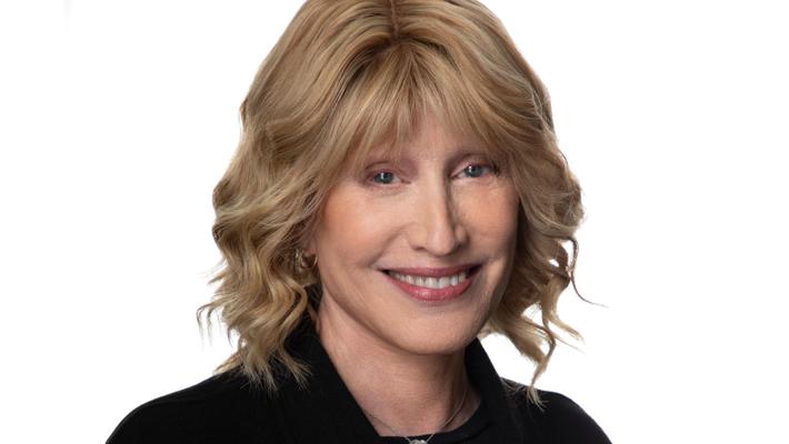 Tracey Hanson, photo 2