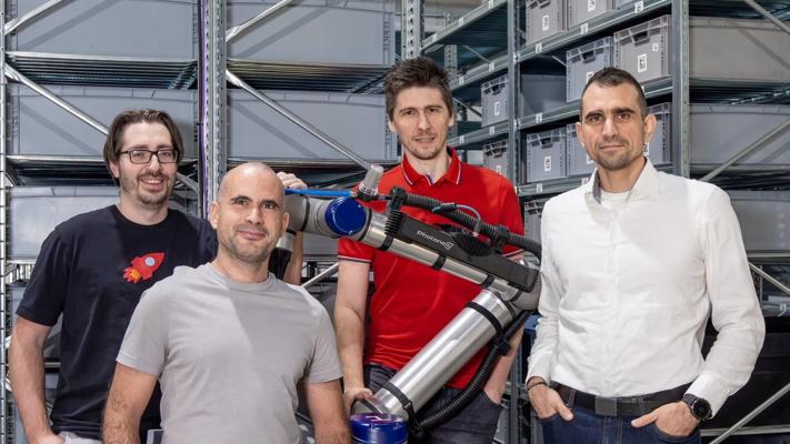 John Zamora, photo 1