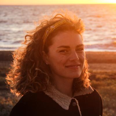 Lauren Cook, photo 1