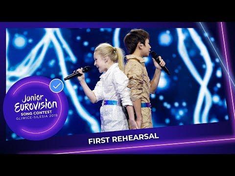 Olha Zhukova, photo 2