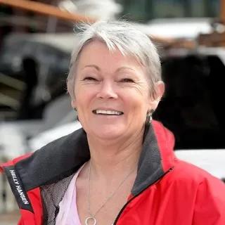 Tracy Edwards, photo 2