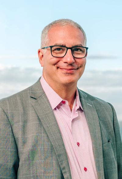 Michael Weiss, photo 2