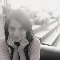 Lucy Harvey, photo 2