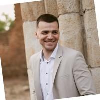 Jenia Laszlo, photo 1