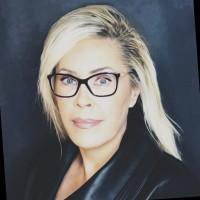 Erin McDonough, photo 2