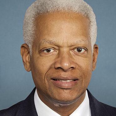 Hank Johnson, photo 1