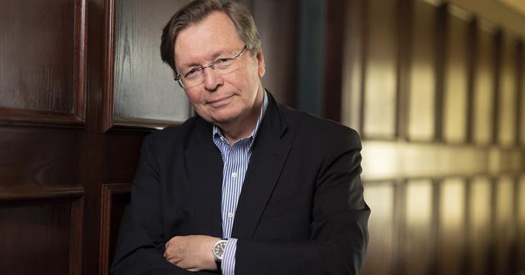 Chuck Lewis, photo 1