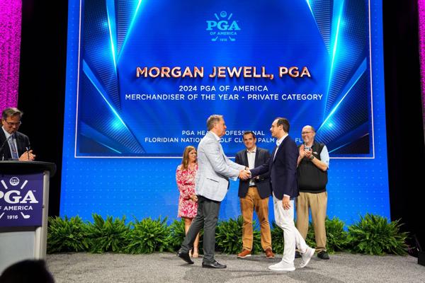 Morgan Holzer, photo 1