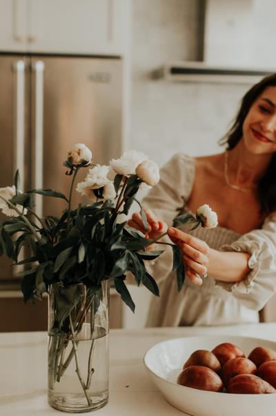 Ryann Stanger, photo 1