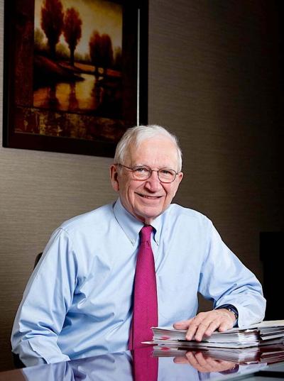 Larry Mackowiak, photo 1