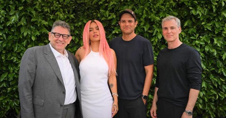 Rinaria Carew, photo 1