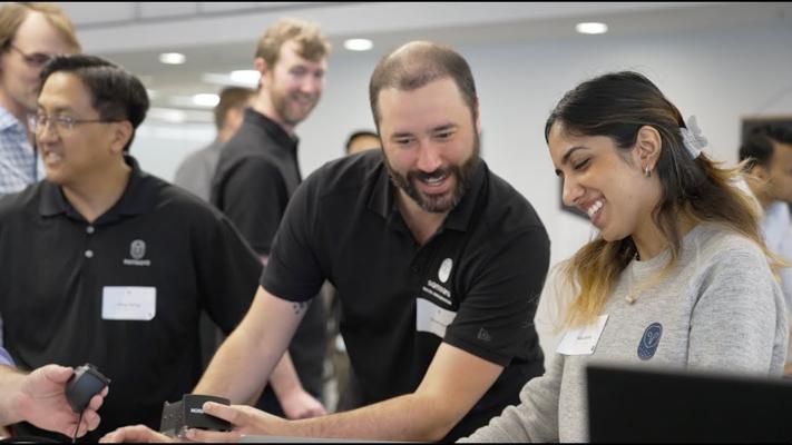 Devan Angra, photo 2