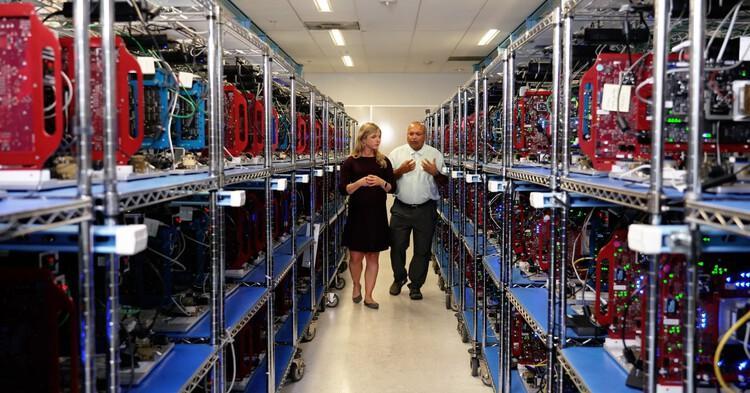 Greg Houser, photo 1