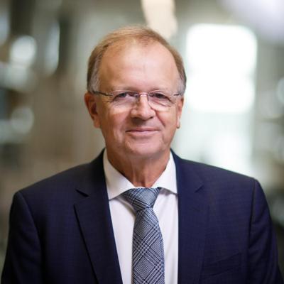 Peter Schlosser, photo 1