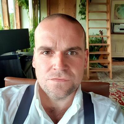 Oliver Ludlam, photo 2