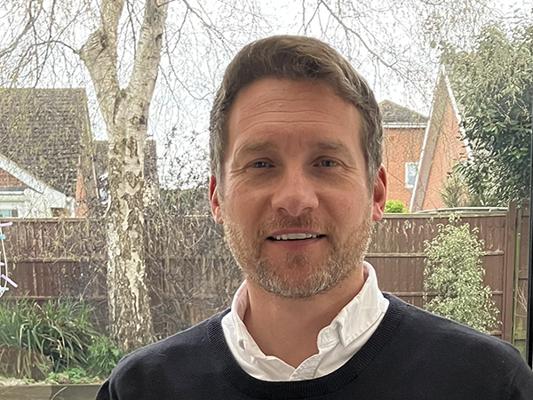 Luke George, photo 1