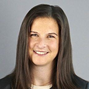 Lauren Young, photo 1