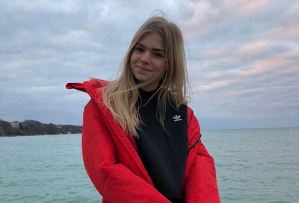 Jenna Chaplinsky, photo 1