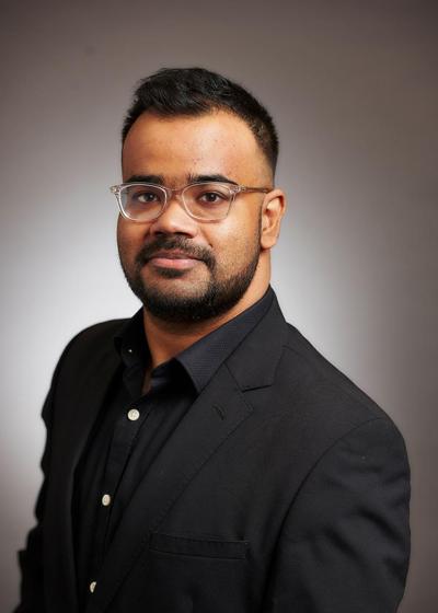 Mayank Anand, photo 1