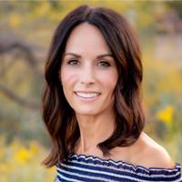 Lisa Hooper, MFA, MBA, photo 2