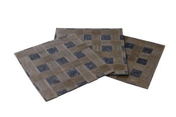 Lewis Motion, photo 2