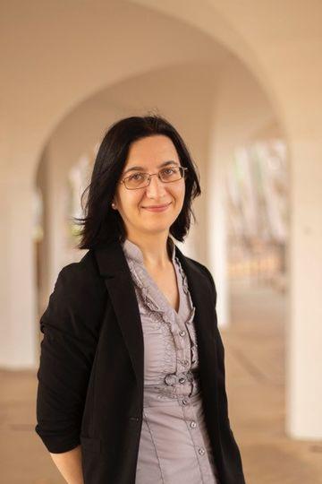 Galia Debelouchina, photo 1