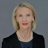 Rebecca Serwatt, SPHR, photo 1