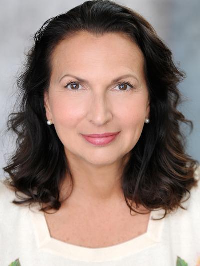 Elizabeth Baker, photo 2