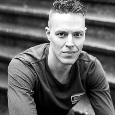 Heath Brown, photo 1