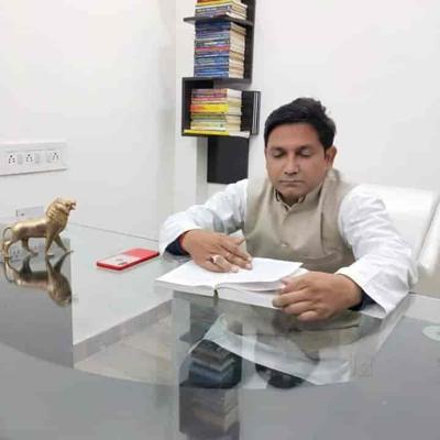 Sushil Kundale, photo 1