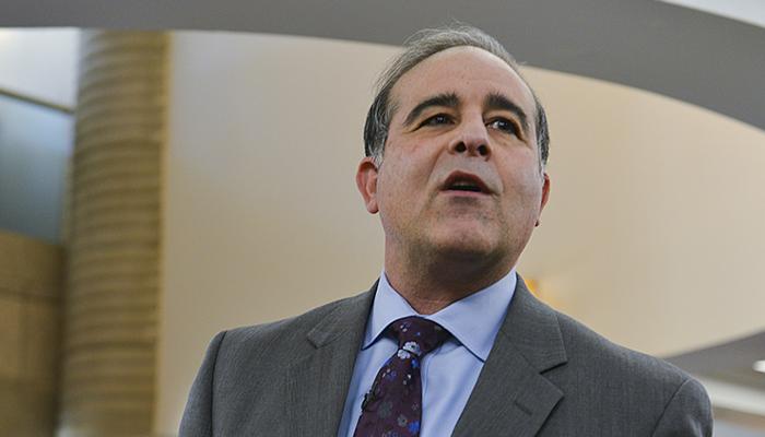 Ken Barrett, photo 2